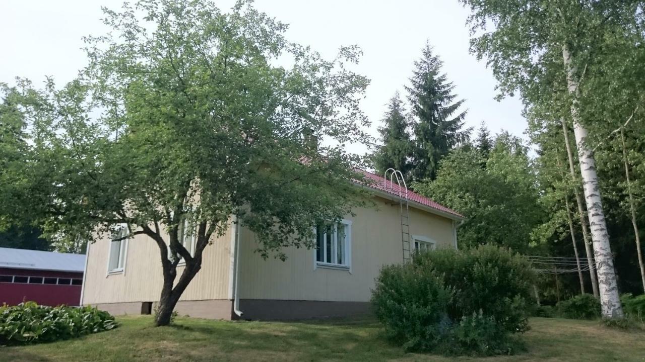 Vacation House Kommee Kurki Састамала Экстерьер фото